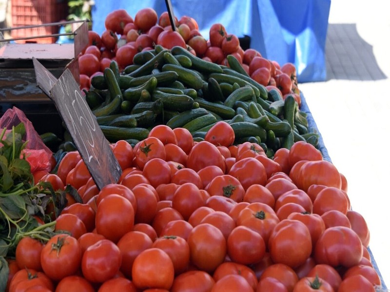 nikiti market (1)_800x600